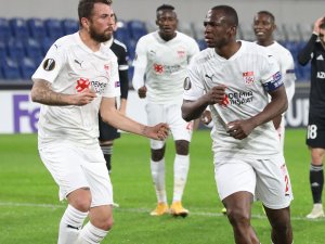 Sivasspor’dan Rakiplerine Gözdağı!