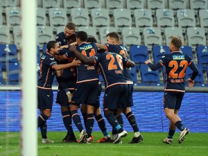 Süper Lig: Medipol Başakşehir: 3 - Denizlispor: 3 (Maç Sonucu)