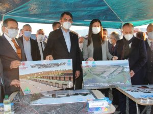 Bakan Kurum, Türkiye’nin En Büyük Sanayi Dönüşümlerinden Biri Olacak Alanı İnceledi