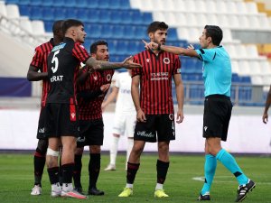 Süper Lig: Kasımpaşa: 2 - Gençlerbirliği: 0 (İlk Yarı)