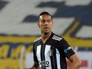 Josef De Souza, Fenerbahçe’ye Karşı!
