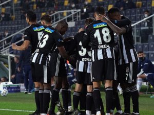 Süper Lig: Fenerbahçe: 0 - Beşiktaş: 1 (Maç Devam Ediyor)
