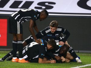 Süper Lig: Fenerbahçe: 3 - Beşiktaş: 4 (Maç Sonucu)