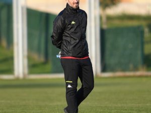 Bursaspor Teknik Direktörü Mustafa Er: “Başımızı Kaldırıp Yola Devam Edeceğiz”