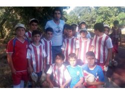 Diyarbakırlı Milli Futbolcu Burhan Eşer Beşiktaş Yolunda