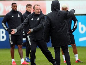 Beşiktaş Kondisyon Ve Taktik Çalıştı