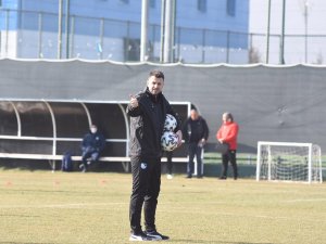 Hüseyin Çimşir İlk Antrenmanına Çıktı