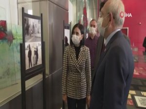 Chp Genel Başkanı Kılıçdaroğlu, Bedirhan Nazif Arı’nın Fotoğraf Sergisini Gezdi