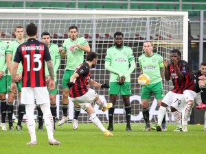 Milan 2-0 Geriden Gelerek Celtic’i 4-2 Mağlup Etti