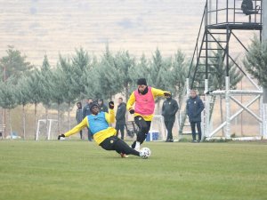 Yeni Malatyaspor’da Hedef Başakşehir’i Puansız Göndermek