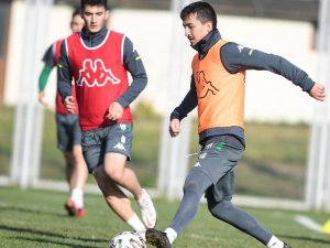 Bursaspor’da Bandırmaspor Maçı Hazırlıkları Başladı