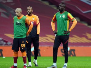 Fatih Terim Kadroda Değişiklik Yapmadı