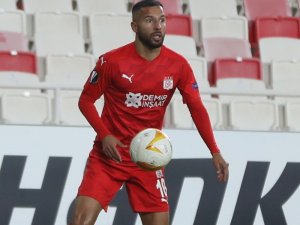 Sivasspor’da Yasin Öztekin Korona Virüse Yakalandı