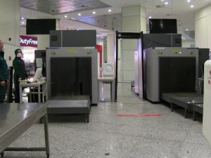 Tır Geçişinde Rekor Kırıldı Ama Yaya Ve Yolcu Geçişlerinde Pandemi Nedeniyle Yasak Devam Ediyor