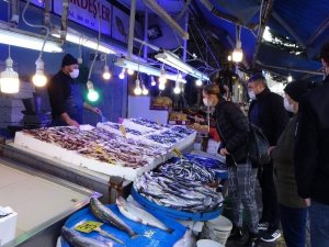 Hamsi İnce Çıkmasına Rağmen Vatandaşın Vazgeçilmez Tercihi