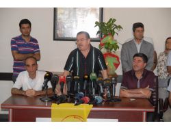 Dün Tahliye Olan Eski Dep Milletvekili Hatip Dicle Kameraların Karşısına Geçti