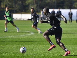 Beşiktaş Kondisyon Ve Taktik Çalıştı