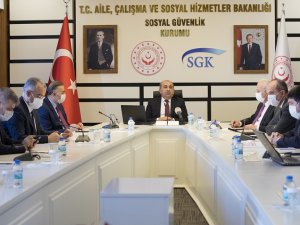 Sgk Başkanı İsmail Yılmaz, Basın Toplantısında Yapılandırma Kanunu’na İlişkin Açıklamalarda Bulundu