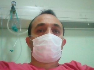 Koronalı Taksici Gözyaşları İçinde "Evinizden Çıkmayın" Çağrısı Yaptı