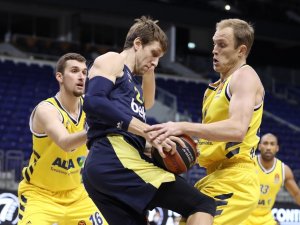 Thy Euroleague: Alba Berlin: 89 - Fenerbahçe: 63