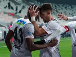 Kartal’da Hedef 4’te 4