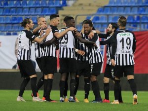 Tff 1. Lig: Adanaspor: 1 - Altay: 4