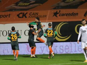 Süper Lig: Aytemiz Alanyaspor: 2 - Beşiktaş: 1 (Maç Sonucu)
