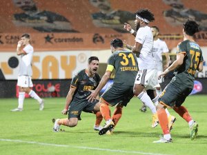 Alanyaspor Liderliği Perçinledi