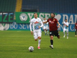 Ziraat Türkiye Kupası: Çaykur Rizespor: 3 - Eskişehirspor: 0 (İlk Yarı)