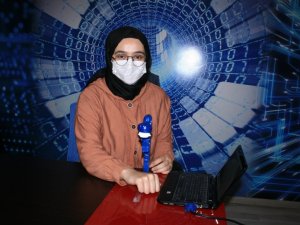 Babasını Hastalığına Çare Ararken Büyük Bir Buluşa İmza Attı