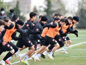 Konyaspor, Altınordu Maçı Hazırlıklarını Tamamladı