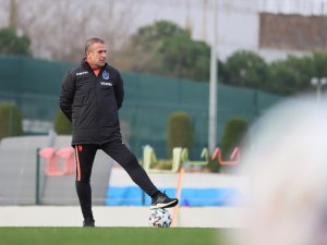 Trabzonspor’da Gözler Süper Lig’e Ve Ara Transfere Çevrildi
