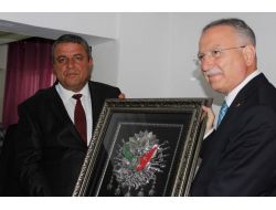 Cumhurbaşkanı Adayı İhsanoğlu, Kırşehir'de Tso Ve Esnaf Odaları Birliğini Ziyaret Etti