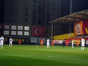 Yayıncı Kuruluşa Protesto