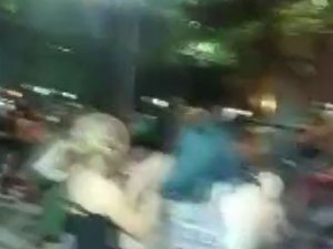 Arjantin’de Kadın Cinayetini Protesto Eden Göstericiler Valilik Binasını Yaktı