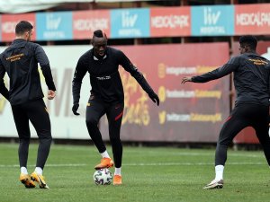 Galatasaray’da Etobo Antrenmanı Yarıda Bıraktı