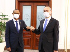 Adalet Bakanı Gül, Somalili Mevkidaşı İle Bir Araya Geldi