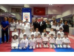 Sporcu Ve Ailelere Doping Uyarısı