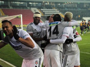 Beşiktaş, 2 Ay Sonra İstanbul Dışında Kazandı!