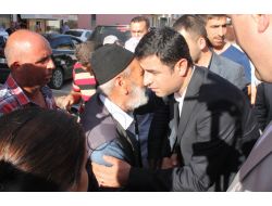 Cumhurbaşkanı Adayı Demirtaş Elazığ'da