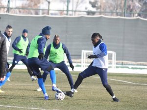 Bb Erzurumspor Mesut Bakkal Yönetiminde İlk Antrenmanına Çıktı