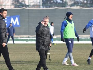 Bb Erzurumspor Mesut Bakkal Yönetiminde İlk Antrenmanına Çıktı