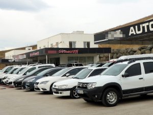 2. El Otomobil Piyasası Stop Etti