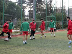 Karşıyaka’da Korona Virüs Şoku