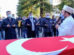 Yangın Alanında Kalp Krizi Geçirerek Hayatını Kaybeden Şube Müdürü Son Yolculuğuna Uğurlandı