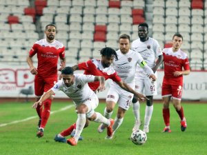 Antalyaspor’dan, 15 Haftada 2 Farklı Mağlubiyet