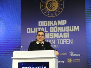 Ticaret Bakanı Ruhsar Pekcan’dan Esnaf Ve Sanatkara Müjde