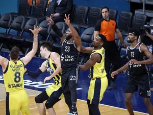 Turkish Airlines Euroleague: Fenerbahçe Beko: 81 - Asvel: 59