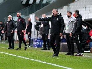 Sergen Yalçın: “Beşiktaş Şu Anda Olması Gereken Yerde”