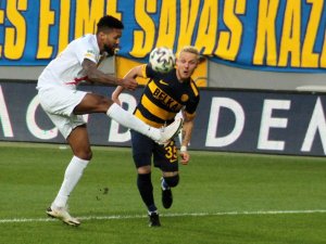 Süper Lig: Mke Ankaragücü: 3 - Yeni Malatyaspor: 1 (Maç Sonucu)